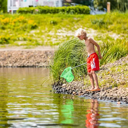 By Leukermeer Waterside *