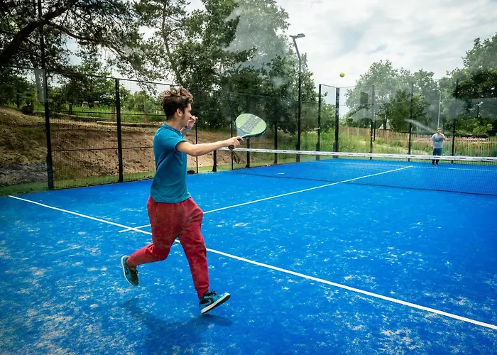 By Leukermeer Waterside