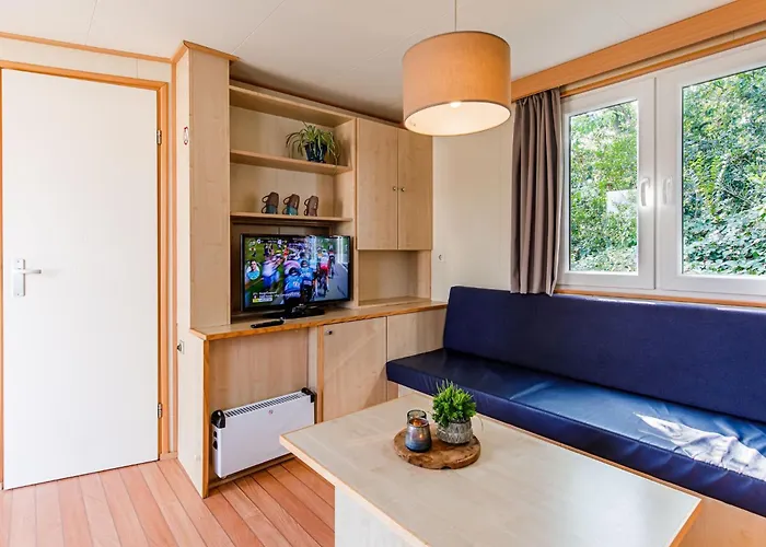 Chalet By Leukermeer Waterside *