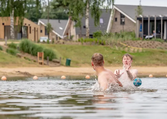 Chalet By Leukermeer Waterside *